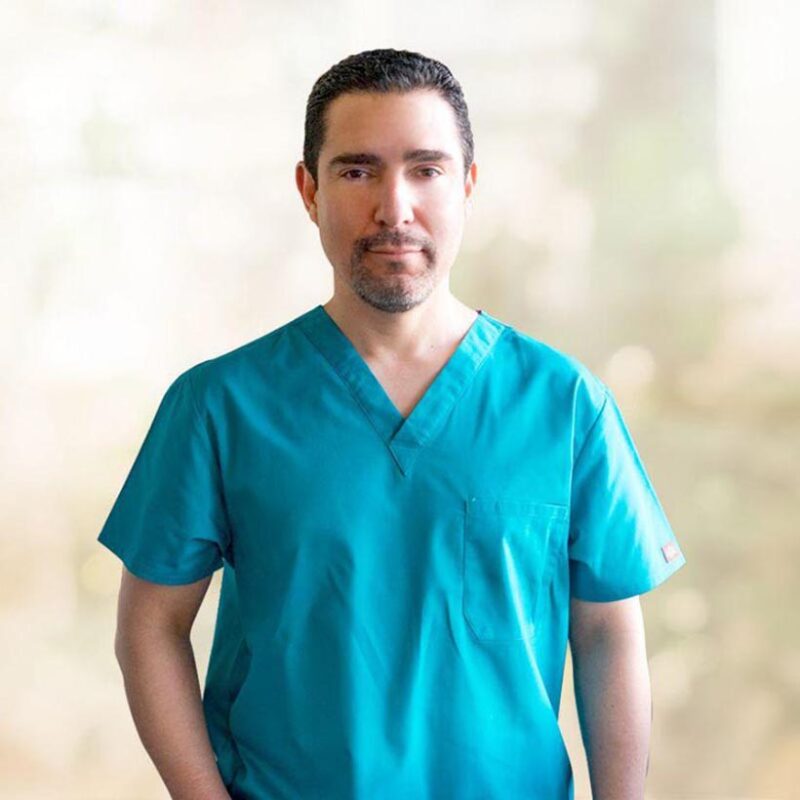 Ulises Nieves, MD